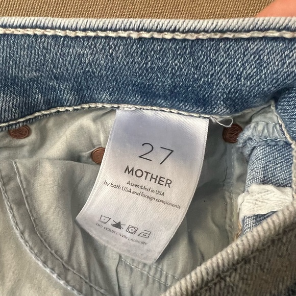 Mother Weekender Fray Jeans - Picture 3 of 5